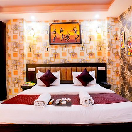 Global Stay Near Delhi Airport นิวเดลี ภายนอก รูปภาพ