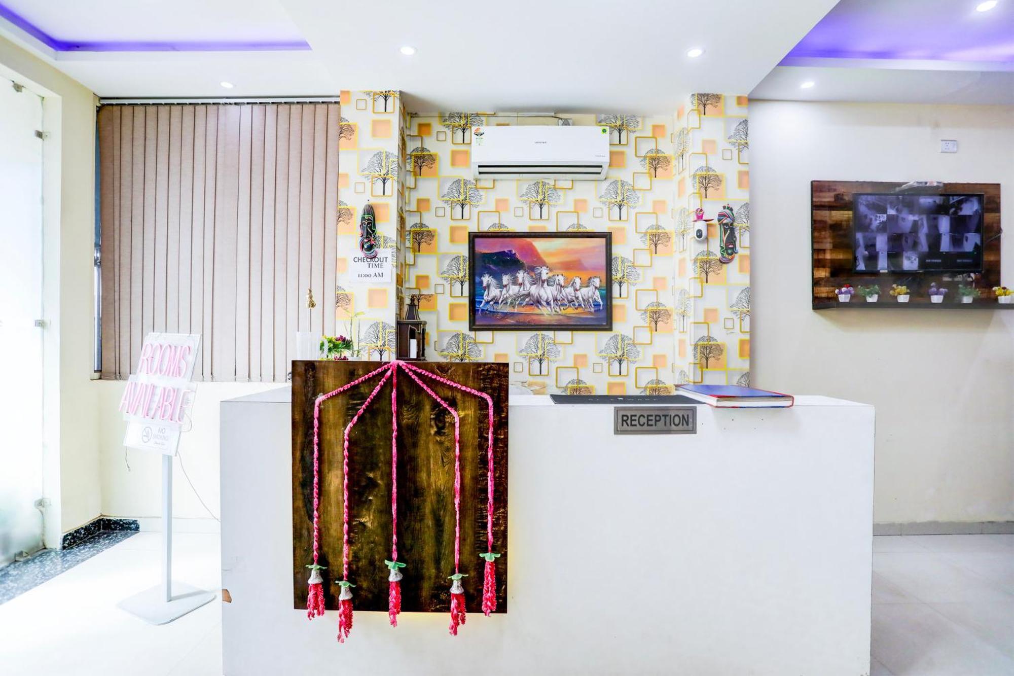 Global Stay Near Delhi Airport นิวเดลี ภายนอก รูปภาพ