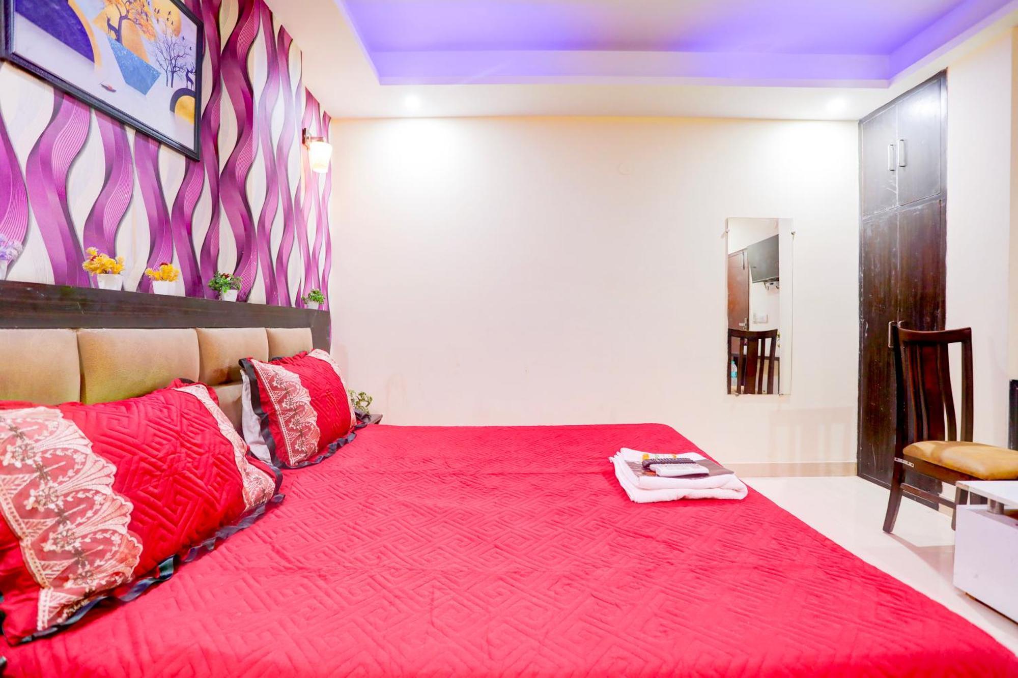 Global Stay Near Delhi Airport นิวเดลี ภายนอก รูปภาพ